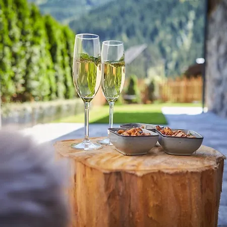 Chalet Dirndl Und Buam *