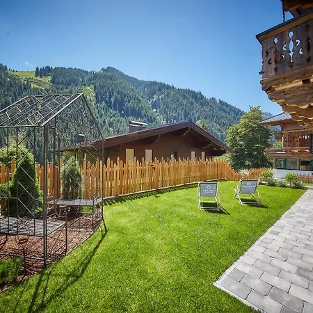 Chalet Dirndl Und Buam